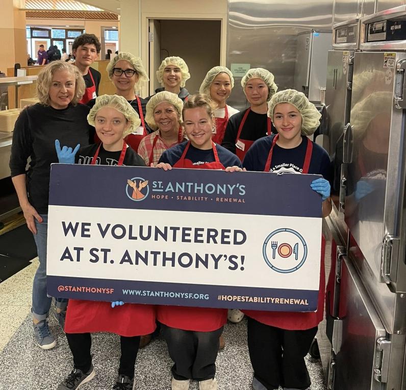 Students volunteering